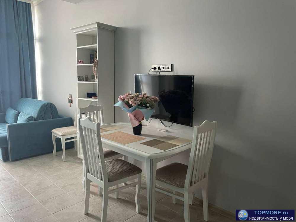 Продаю квартиру с прекрасным ремонтом в жк Романовский г. Сочи. Квартира полностью укомплектована стильной... - 1