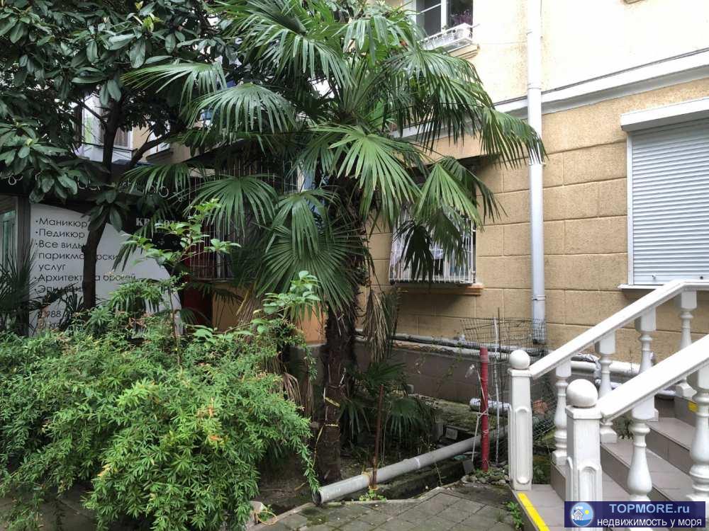 Лот № 147060. Продается 1-комн. квартира. Два окна выходят на улицу Роз. Очень хорошо подойдет под организацию...