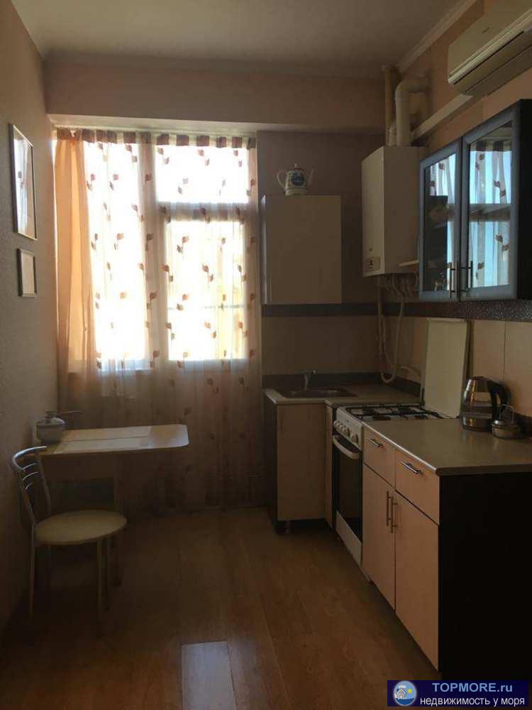 Лот № 147057. Продам просторную двухкомнатную квартиру общей площадью 40 кв м на Донской с великолепным видом на... - 1