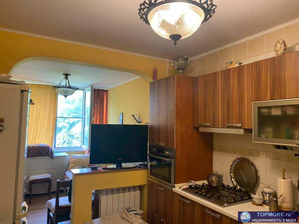 Продаю большую 1-комнатную квартиру с возможной перепланировкой в 2-шку. Квартира находится в Заречном районе, в... - 2