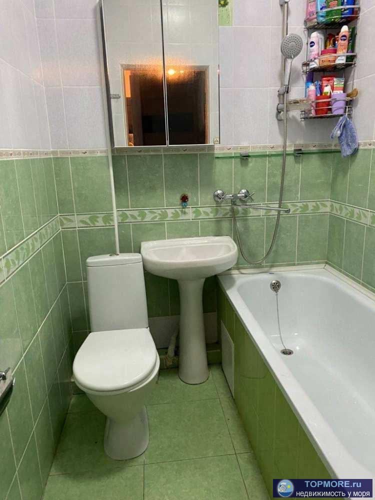 Представляю вашему вниманию 2к квартиру на 3ем этаже 6ти этажного дома.Площадь 62 м2,отличный ремонт,раздельные... - 1