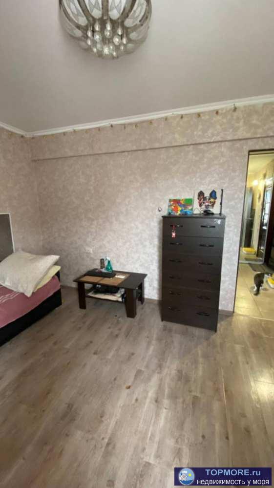 Продается квартира, в самом центре, города Сочи1 Площадь 36 кв. м. ,46 этаж. Квартира с жилым ремонтом, в доме газ,...