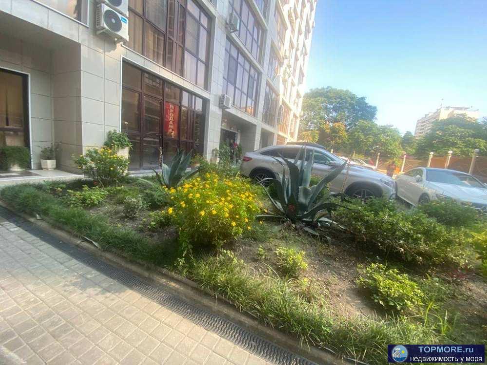 Продам квартиру свободной планировки с видом на улицу в доме бизнес класса. Центр города, развитая инфраструктура. - 1