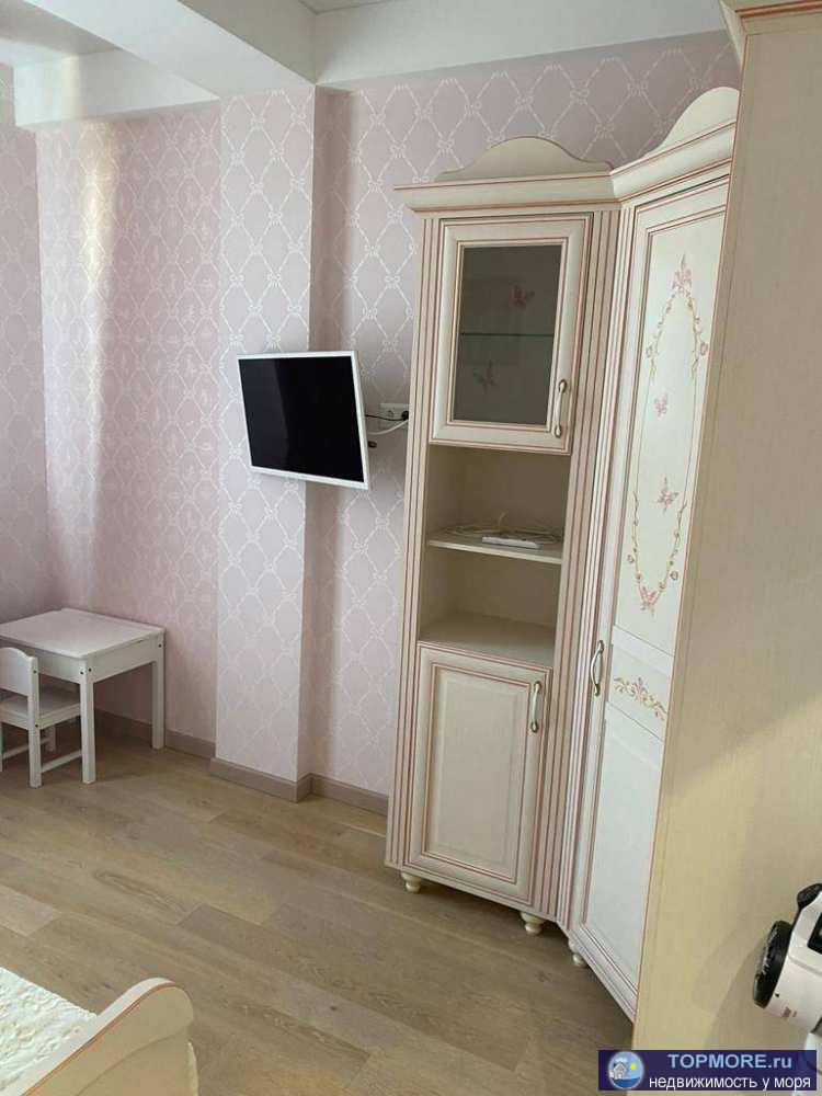 Продажа / Квартиры, Сочи, переулок Чехова, 11 000 000 р. Лот № 148251. Квартира полностью готова для проживания. Дорогая мебель , техника.Квартира имеет большую... - 1