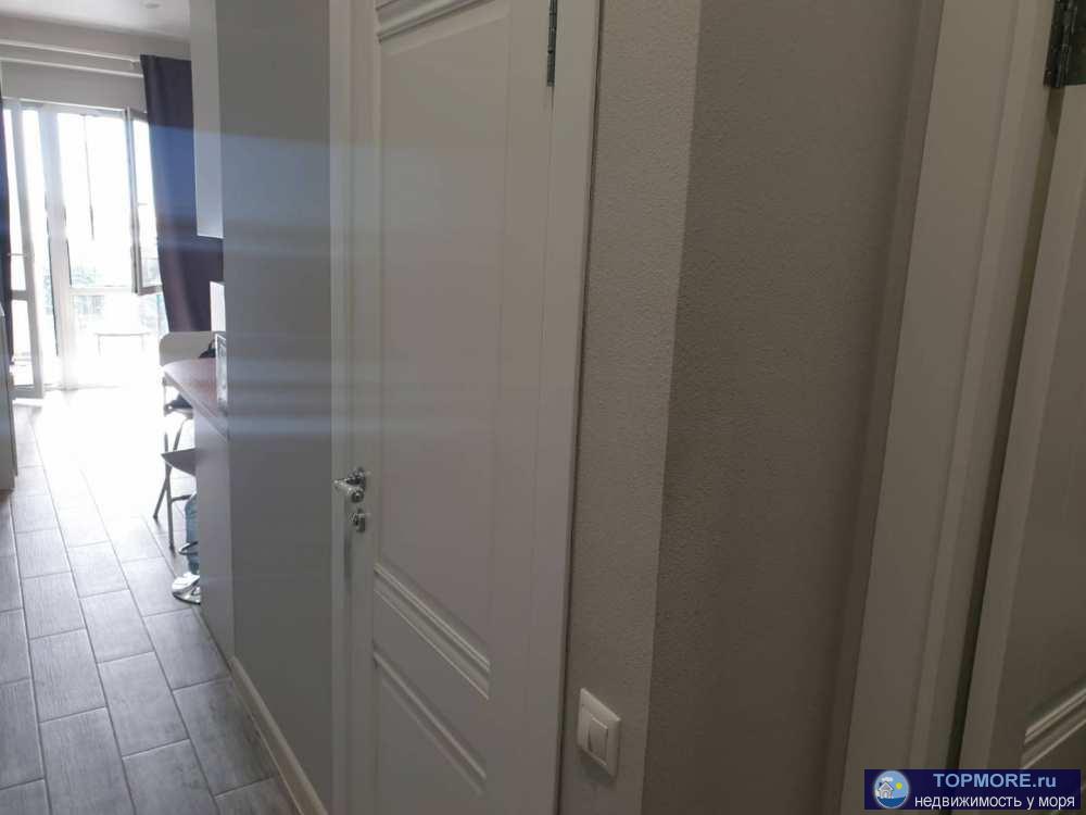 Продаю уютную, светлую квартиру в отличном Жилом комплексе города Сочи.Вас ждут завораживающие виды на море и...