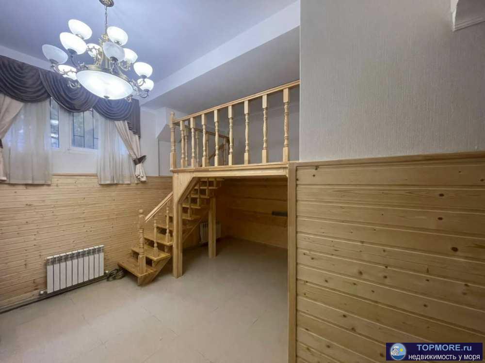 Лот № 149416. Продается отличная квартира в центральном районе города.  Двухуровневая, с ремонтом, на втором этаже...
