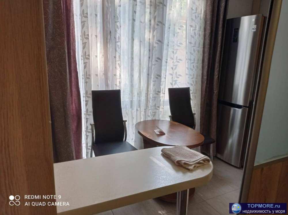 Продажа / Квартиры, Сочи, Калужская улица, 6 000 000 р. Продам квартиру на 1 этаже на Калужской улице.Квартира с ремонтом, мебелью.Дом с центральными коммуникациями: вода,... - 1