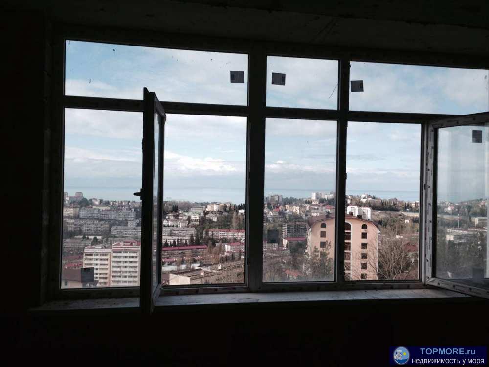 Лот № 150407. Продаю 1-комнатную квартиру общей площадью 42 кв.м. с красивым видом на море и город в центральном... - 1