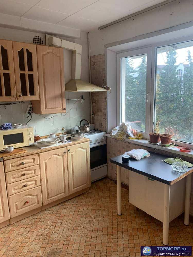 Продажа / Квартиры, Сочи, улица Дарвина, 9 450 000 р. Лот № 150815. Продается светлая просторная квартира в Кудепсте. Спокойное место, обилие зелени, супермаркеты,...