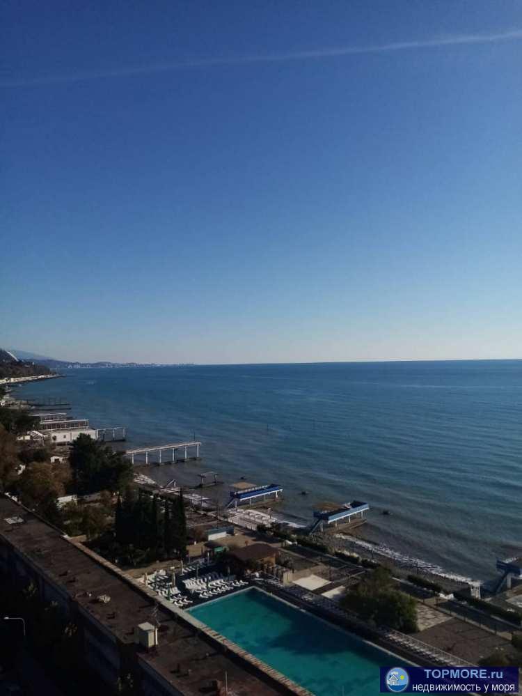 Лот № 150924. В продаже шикарные апартаменты с панорамным видом на морскую гладь. Чистовая отделка, общая площадь -...