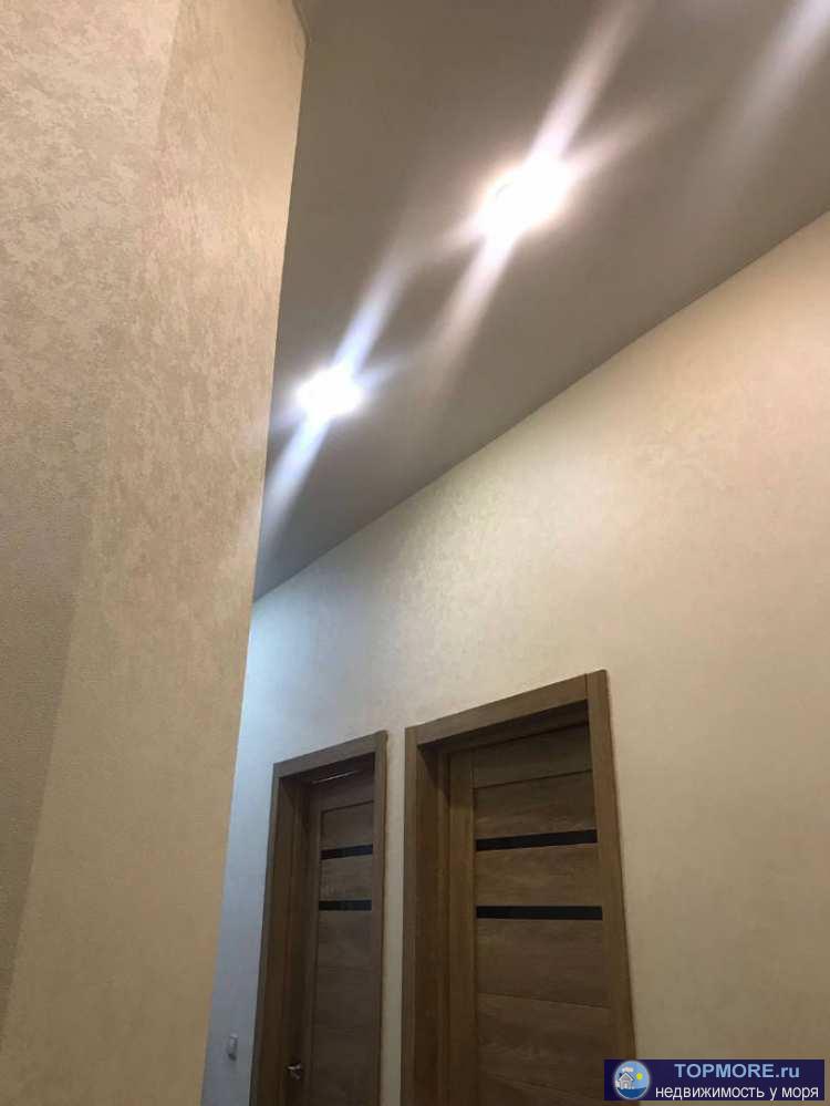 Продам 2 комнатную квартиру с балконом на Макаренко. Отличное место для жизни: школы, садики, кинотеатр, рынок,... - 2