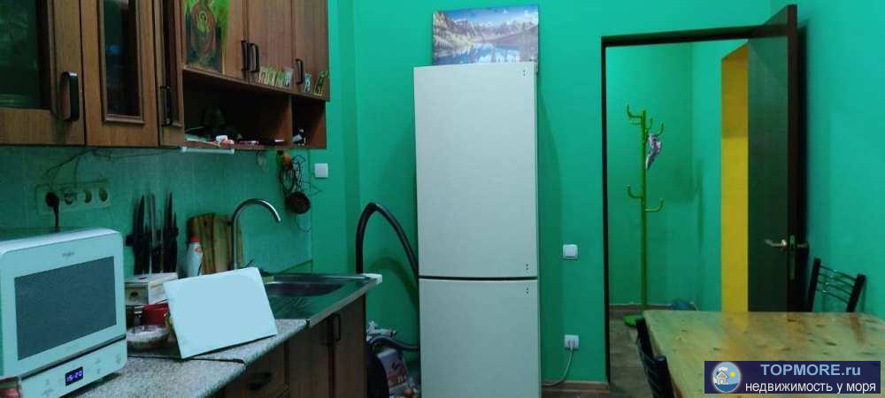 Продается большая однокомнатная квартира в Лазаревском 46кв.м, высокие потолки. До моря 800м, до речки 400м, лес... - 1