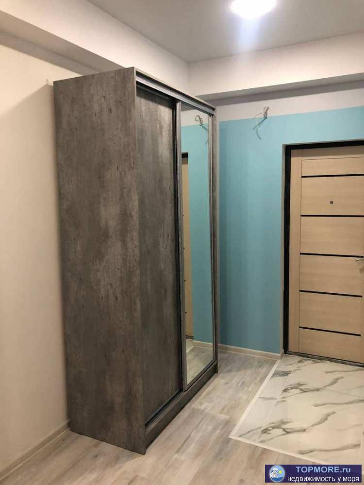 Лот № 151665. Срочная продажа квартиры с новым дизайнерским ремонтом в Сочи, уютный микрорайон Мамайка.  Светлая... - 1