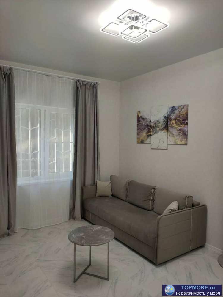 Трёхкомнатная квартира в перспективном районе п.Дагомыса. Остановка, магазины, школа, детский сад, всё в шаговой...