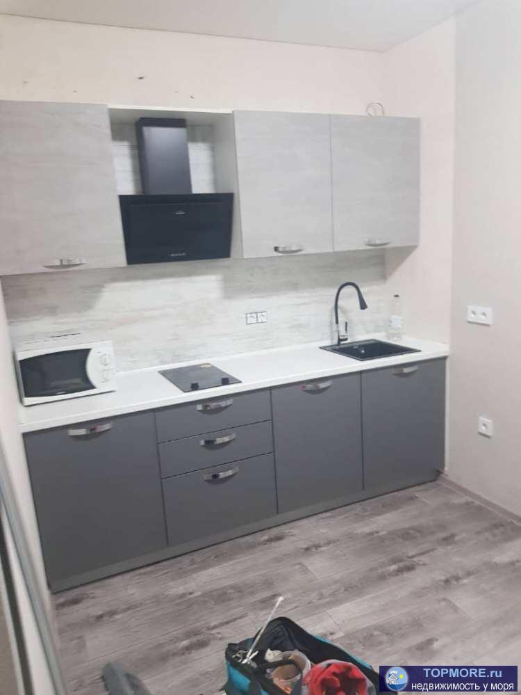 Лот № 151952. Продается отличная квартира в самом центре Сочи, одна спальня и кухня-гостиная. Площадь квартиры... - 2