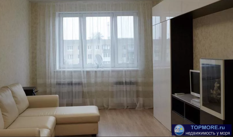 Продаю двухкомнатную квартиру в самом центре Адлера. Школа, садик, дом культуры - все рядом. Хороший ремонт (делали...