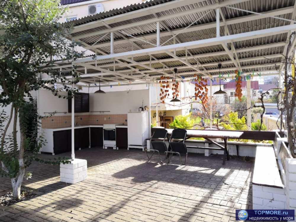  Элитный дом в Центре г.Сочи. Удобный подьезд. Рядом санатории: Русь, Беларусь, чистые пляжи и морская вода. В доме...