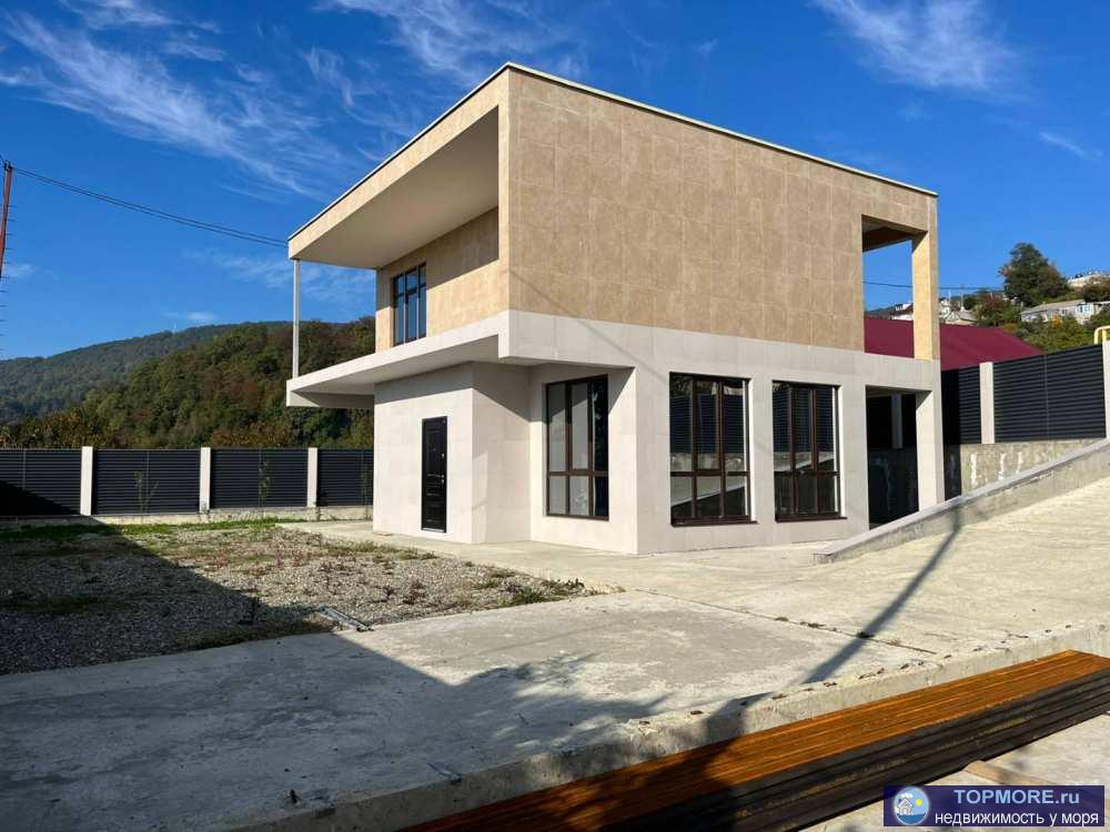 Продам дом, в свободной планировки, ровный участок, удобный заезд.  Восхитительный вид на горы и море.  Просторные...