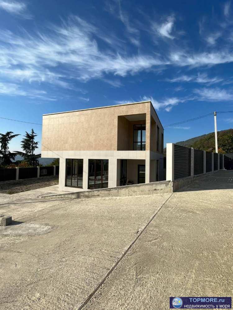 Продам дом, в свободной планировки, ровный участок, удобный заезд.  Восхитительный вид на горы и море.  Просторные... - 1