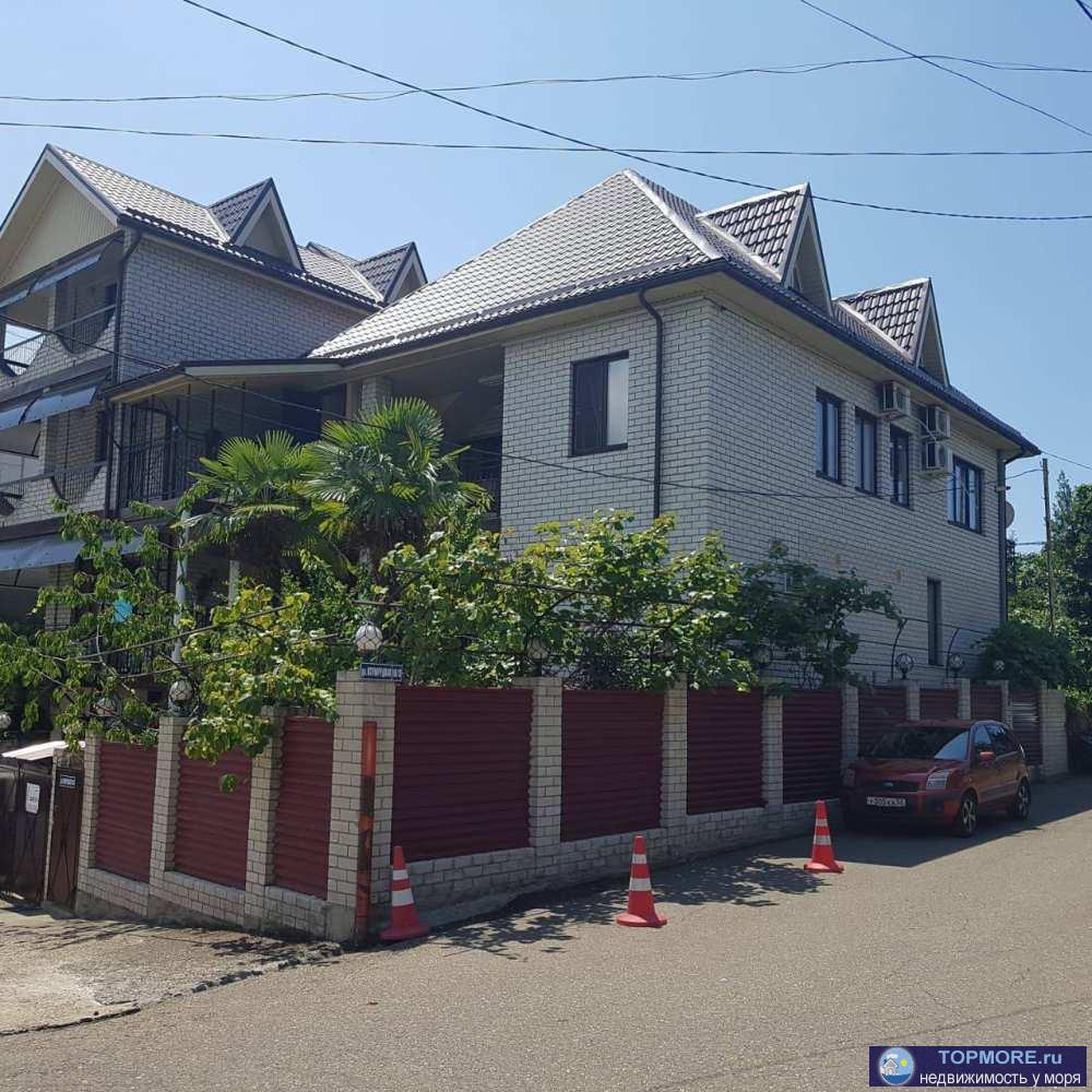 Продаю два дома на участке 5 соток. До моря 800 метров, удобное месторасположение, транспортная доступность, близость... - 2