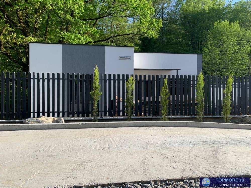 Продаётся дом в снт Прохлада 107 кв.м. 1-этажный, внутри под отделку, 4 сотки земли-назначение ижс. Коммуникации:... - 1