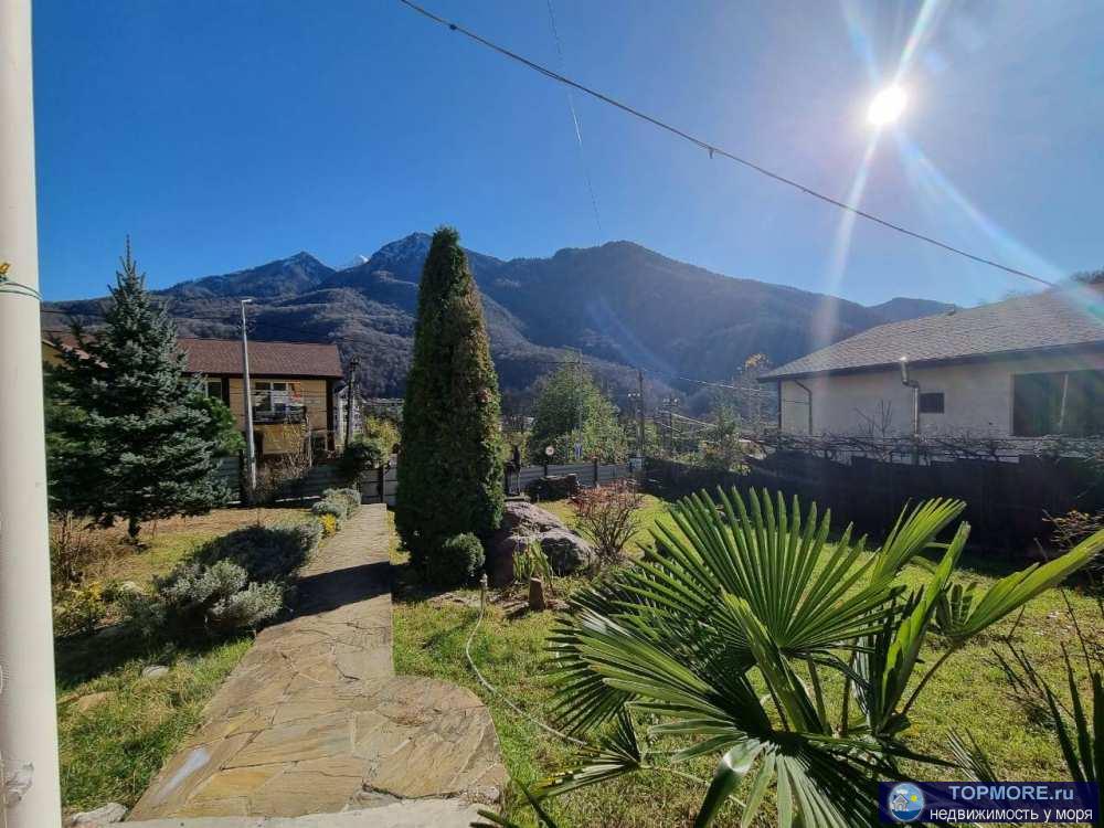 Жилой двухэтажный дом расположен в п. Красная Поляна. Отлично подходит как для самостоятельного проживания, так и для... - 1