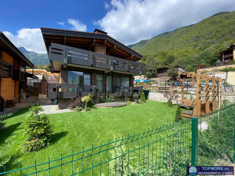 Продаётся дом в Красной поляне с полной отделкой и мебелью. Построен 2017-2019 гг, заселён в 2020. Общая площадь дома...