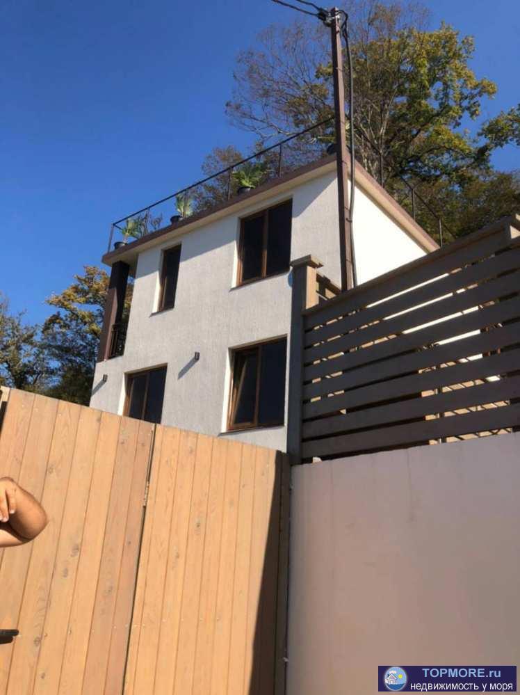 Продается современный дом S141 кв. м (c балконами и санузлами 160 кв.м.) в стиле Hi Tech  по ул Целинной. Дом двух...