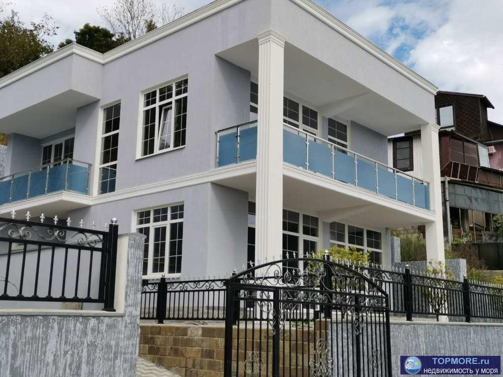 Продается двухэтажный дом площадью 188,6 кв.м. на земельном участке 3 сотки. В доме 4 спальни, 2 просторных балкона,... - 1