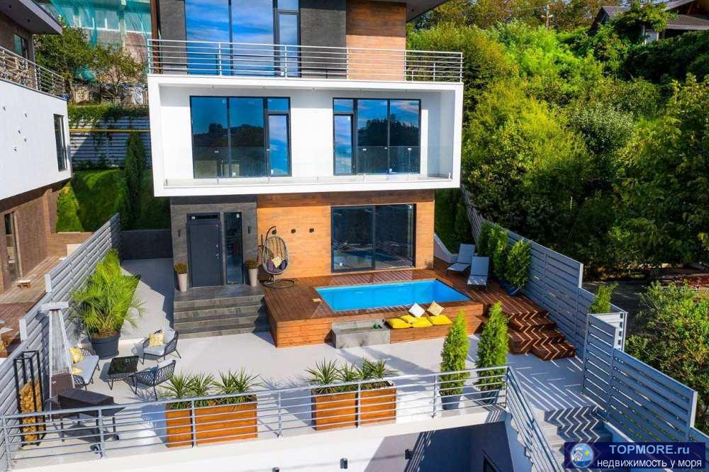 Спешу представить Вам эксклюзивное предложение от нашей компании:дом , расположенная в закрытом для посторонних...