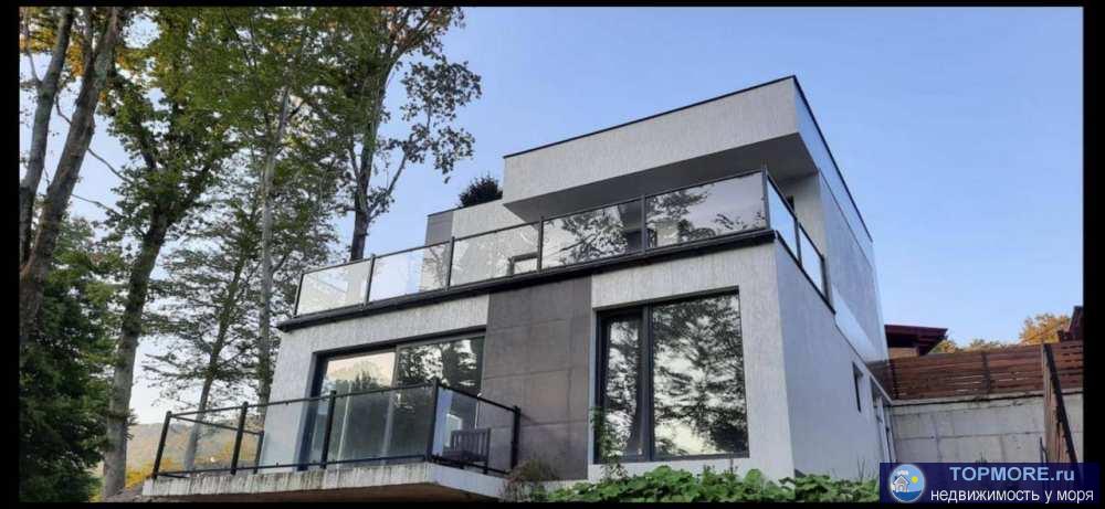 Продается дом р-н Макаренко-ксм. Дом двух этажный, построен в стиле Hi Tech. С каждого этажа имеется выход на... - 1