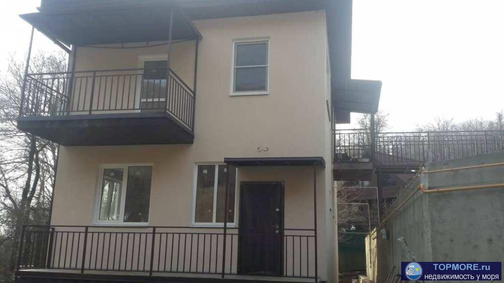 Продам дом в экологически чистом районе Сочи, дом газифицирован, с ремонтом. Большая кухня, 3 спальни, 2 санузла,2...