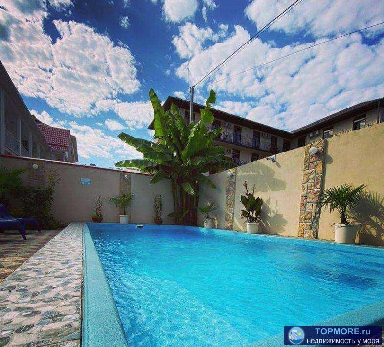 Продам 3х этажный  дом по ул Победы Лазаревского района г. Сочи. Площадь дома 900 кв. м. участок земли 6.0 соток. На...