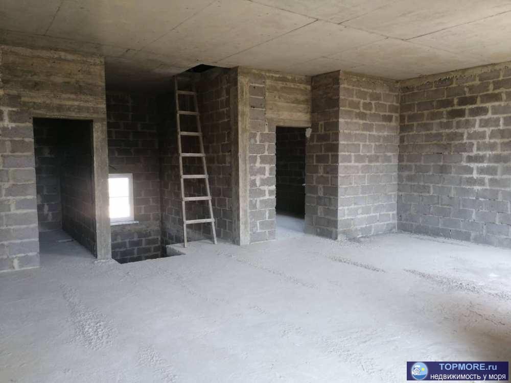 Просторный двухэтажный блочный дом 154м2 на участке 5 соток в Васильковом переулке, газ заведен, свет, вода скважина,... - 2