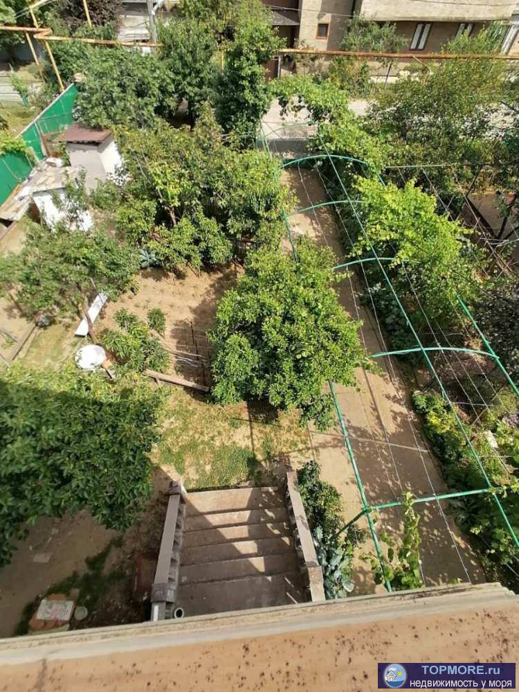 В продаже монолитный дом общей площадью 300 кв.м. на участке правильной формы площадью 6 соток. В доме 3 этажа -...
