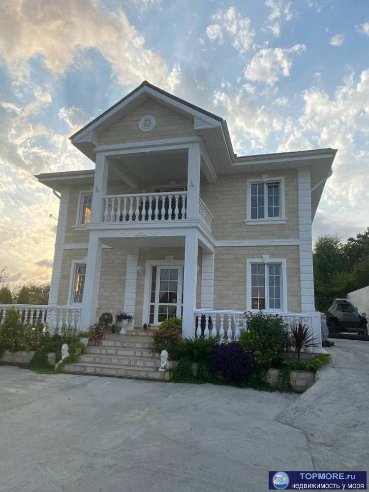 Продам шикарный дом в классическом стиле площадью 210 кв.м.+гостевой дом 50 кв.м. с прекрасными видами на море и горы... - 1