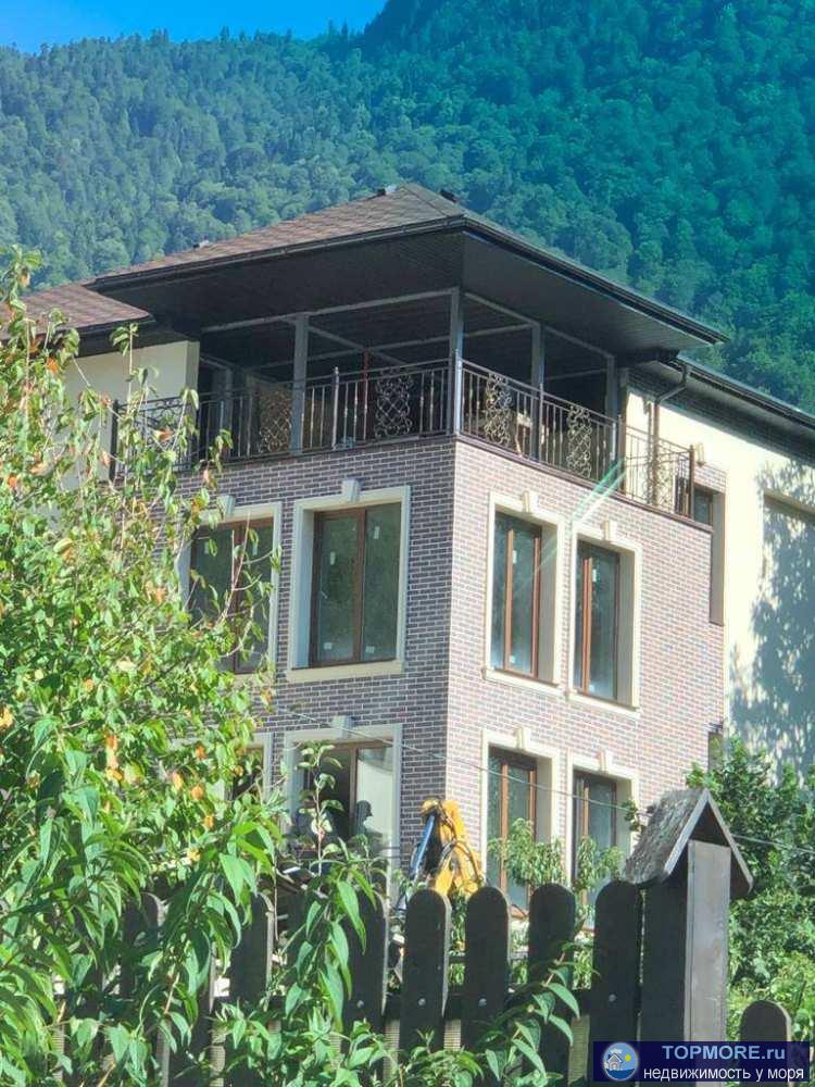 Продается шикарный дом в Красной Поляне, потрясающее расположение в центре горнолыжного курорта, но не на основной... - 1