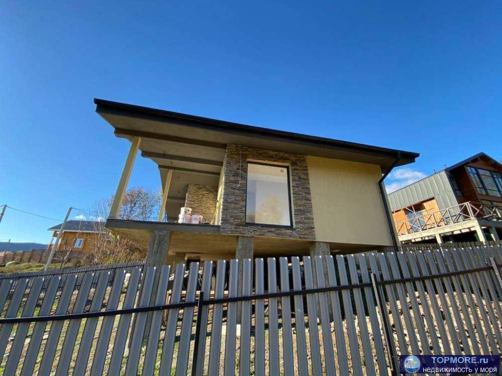 Продаю Дом площадью 102м2, с красивым видом на горные вершины. 1 этаж, на 4-х сотках земли. Дом с ремонтом, ставим... - 1