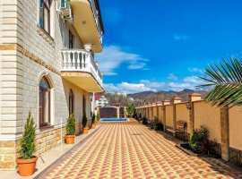 Лот № 145673. Продам 4х этажный гостевой дом в пос. Детляжка...