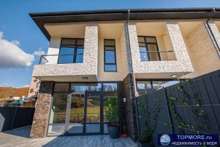 Новый ТаунХаус с пред чистовой отделкой.Вода центральная.Электричество - 15 квт.Газ - установлен газовый...