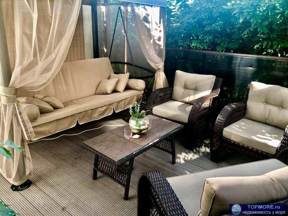 Лот № 169903. Продаётся просторный дом в городе Сочи на улице Серафимовича.  Участок земли имеет назначение ижс и...