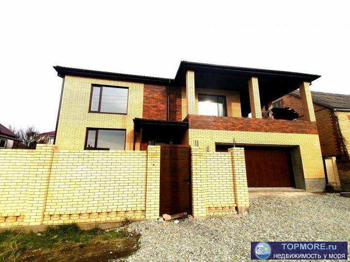 Продается современный дом с продуманной планировкой.Строился для себя и под себя:в доме продуманная планировка -...