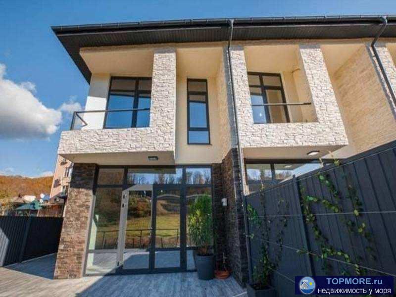 Для ценителей качества уюта и красоты!Новый объект (класс комфорт +)Коммуникации центральные: Свет 15 кВт. 3 фазы ,...