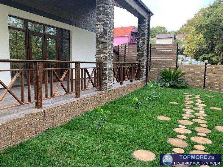 Продам отличный дом в стиле Шале  Заведены все коммуникации(включая газ)  БассейнЧерновая отделкаДом... - 1