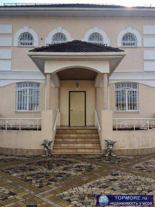 Водоснабжение, канализация, газ и электричество центральные. Установлено видеонаблюдение всего двора и придомовой... - 1