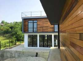 Продам большой дом площадью 165 кв мПлощадь земельного участка 4...