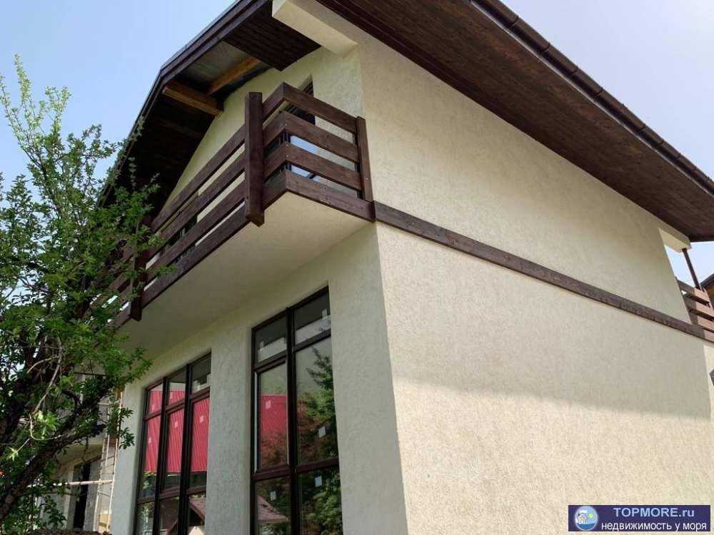 Коттеджный поселок Высота. Он расположен в п. Эстосадок на ул. Дубравная рядом с ж/д станцией Эстосадок. По соседству...