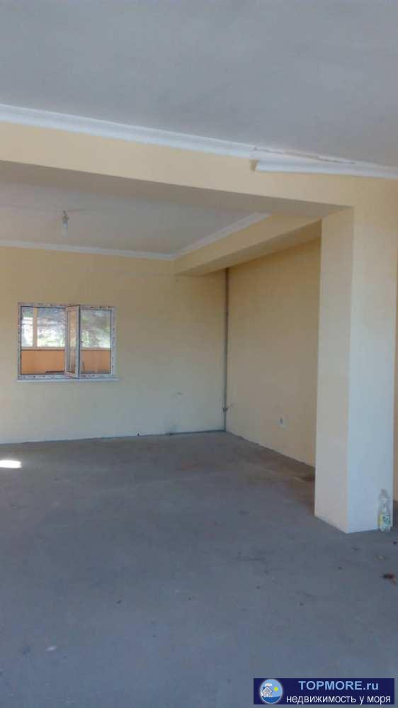 Лот № 95472. Два дома на учаске 6 сот. Гостевой 1-этажный домик. И основной 3 этажа 360 кв.м. Свет, вода Центральная,... - 1