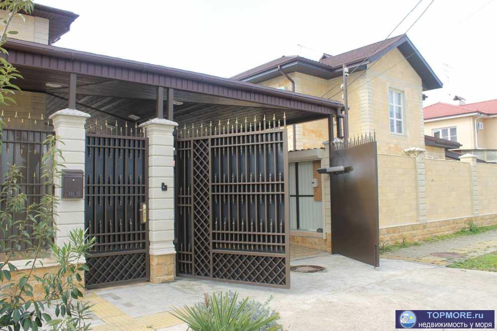 Шикарный дом, делался для себя. Участок 7 соток. Все сделано грамотно, начиная от бассейна и поливочной системой... - 2