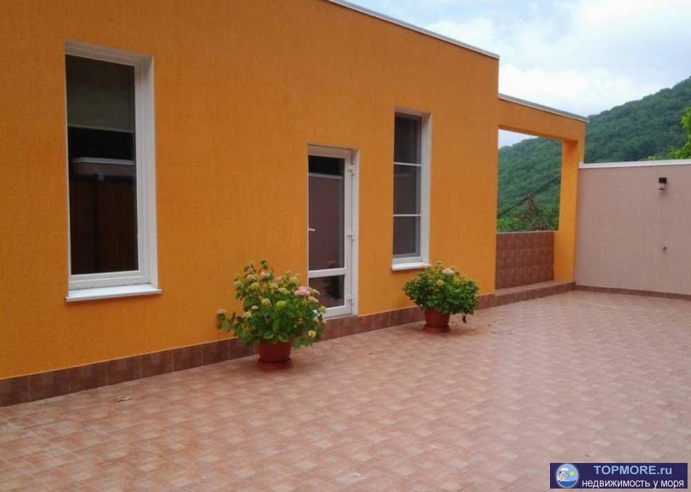 новый Коттедж в стиле хайтек. Общая площадь дома — 350 кв.м. Площадь сада — 10 сот. В живописной местности с... - 1